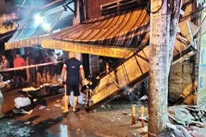 Hai xe máy lao lên vỉa hè sau tiếng hô ‘cướp’ ở Gò Vấp, 2 người tử vong