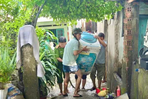 TP.HCM khẩn trương khắc phục sự cố sau trận mưa lớn 