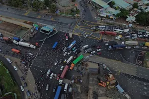 CSGT sử dụng flycam giám sát tình hình giao thông ngày đầu nghỉ Lễ 2-9