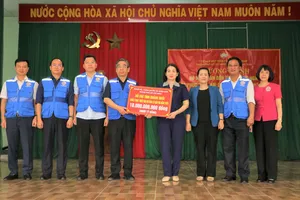 TP.HCM hỗ trợ Quảng Ngãi 10 tỉ khắc phục hậu quả bão lũ