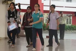 Bộ GD&ĐT công bố phổ điểm xét tuyển ĐH, CĐ 2016