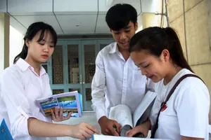 Giáo viên nói gì về đề thi mẫu của Bộ GD&ĐT