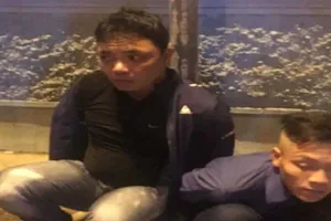 Mua ma túy về xài, 3 thanh niên bị bắt