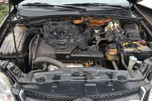 Đang lưu thông trên cao tốc, ô tô bất ngờ bốc cháy 