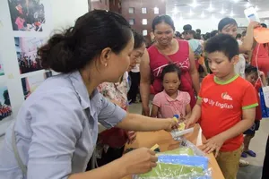 Tết thiếu nhi của những ‘chiến binh nhí' trong bệnh viện