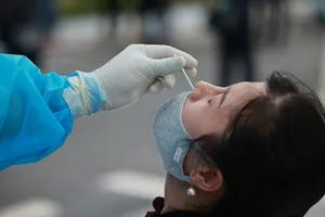 Bộ Y tế đề xuất cho F0, F1 đi làm