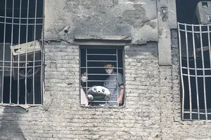 Hiện trường vụ cháy nhiều căn nhà bị thiêu rụi lúc rạng sáng ở Hà Nội