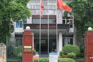 Cách chức Giám đốc Sở Tư pháp Vĩnh Phúc 