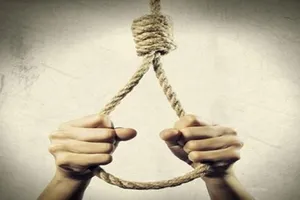 Phát hiện 2 cha con tử vong trong tư thế treo cổ