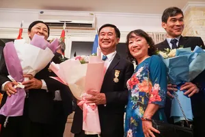 Đại sứ Tây Ban Nha tổ chức trao tặng Huân chương cho 4 công dân Việt Nam