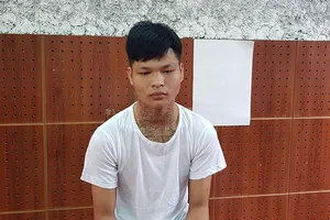 Giải cứu cô gái bị bán cho quán Karaoke