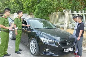 Làm thêm chìa khóa khi bán ô tô để trộm 