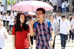 Lộ trình tăng học phí trong thời gian tới sẽ thế nào?