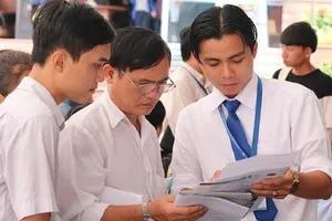 Kiểm định viên giáo dục đại học không được nhận, đòi hỏi những khoản tiền nào?