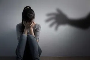 Khởi tố nam thanh niên ‘yêu’ bậy em gái của bạn thân