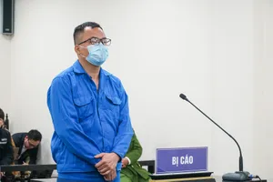 Bị cáo Đặng Như Quỳnh khóc tại tòa và xin giảm nhẹ hình phạt