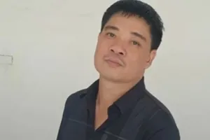 1 trung tá công an bị khởi tố vì làm giấy chứng nhận giả