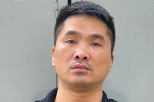 Đã tìm ra nghi phạm đâm thủng lốp nhiều ô tô ở Linh Đàm