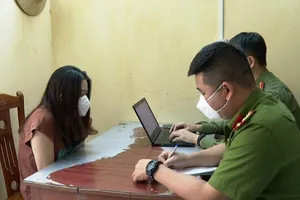 Cô gái 28 tuổi điều hành đường dây đánh bạc nghìn tỉ qua mạng 