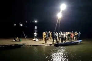 Hai học sinh tử vong khi ra sông tắm