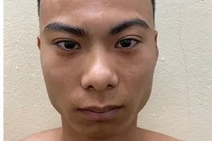 Khởi tố kẻ sàm sỡ nạn nhân khi cướp 