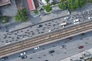 Hà Nội cấm phương tiện rẽ trái tại nút giao Khuất Duy Tiến - Nguyễn Trãi