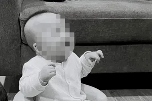 Vụ bé trai 7 tháng tuổi tử vong sau một đêm gửi: Bảo mẫu bị khởi tố