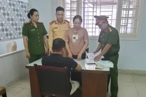 Cảnh sát giao thông đường thủy bắt giữ tội phạm trốn truy nã