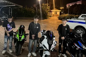 Cục CSGT tiếp tục phát hiện đoàn xe phân khối lớn đi vào cao tốc