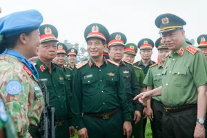 Kiểm tra hợp luyện các lực lượng diễu binh, diễu hành trong lễ kỷ niệm 70 năm Chiến thắng Điện Biên Phủ