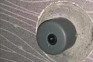 Chủ nhà trọ lắp camera ở nhà vệ sinh để lén xem nữ sinh tắm