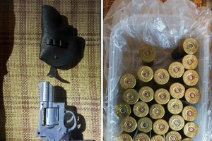 Nổ súng trong quán phở vì cho là bị nhìn đểu