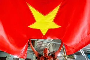 Về ngôi làng gần 80 năm may cờ Tổ quốc ở Hà Nội 