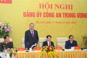 Tổng Bí thư Tô Lâm: Công an phải tiếp tục gương mẫu đi đầu