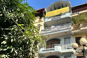 Phát hiện đôi nam nữ tử vong trong nhà nghỉ ở Hà Nội