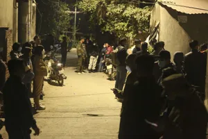 Vụ 4 người chết ở Hà Nội: Công an lấy lời khai từng gia đình chung quanh