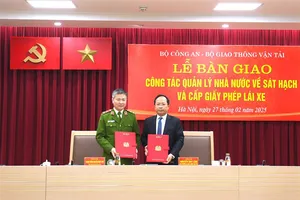 Bộ Công an chính thức tiếp nhận sát hạch và cấp giấy phép lái xe 