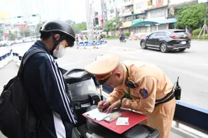 CSGT TP Hà Nội ra quân thực hiện kế hoạch cao điểm dịp lễ 30-4