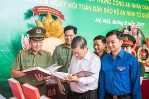 Khai mạc Triển lãm ‘Công an nhân dân Việt Nam - 80 năm vì bình yên cuộc sống’