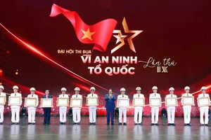 Thủ tướng Phạm Minh Chính dự Đại hội Thi đua 'Vì an ninh Tổ quốc' lần thứ 9