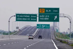 Thí điểm cấm xe tải vào làn 120km/h trên cao tốc Hà Nội - Hải Phòng 