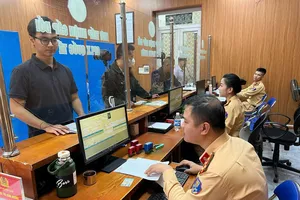 CSGT Hà Nội triển khai làm sạch dữ liệu giấy phép lái xe 