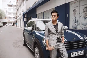 Fan ngỡ ngàng trước gia thế của Quang Vinh