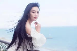 Tình địch của Phạm Băng Băng bất ngờ lấy chồng