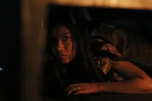 Nhiều đồn đoán 'Thiên linh cái' bị hoãn chiếu 