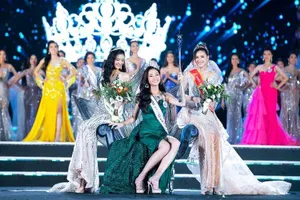 Trang chủ Miss World khen ngợi tân hoa hậu Lương Thùy Linh