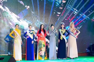 Tiểu Vy với phong cách làm việc chuyên nghiệp hậu cú sốc lớn 