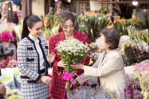 Lương Thùy Linh dẫn Megan Young khám phá Đà Lạt