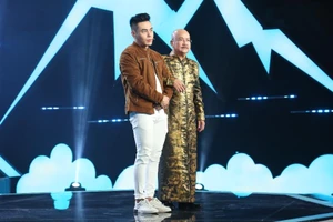 Nghệ sĩ Hoàng Sơn khó chịu với MC Dương Lâm vì ghế nóng 