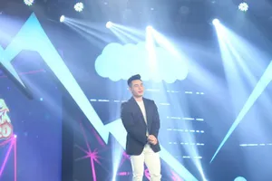 Lê Dương Bảo Lâm bị cà khịa chuyện livestream bán hàng 